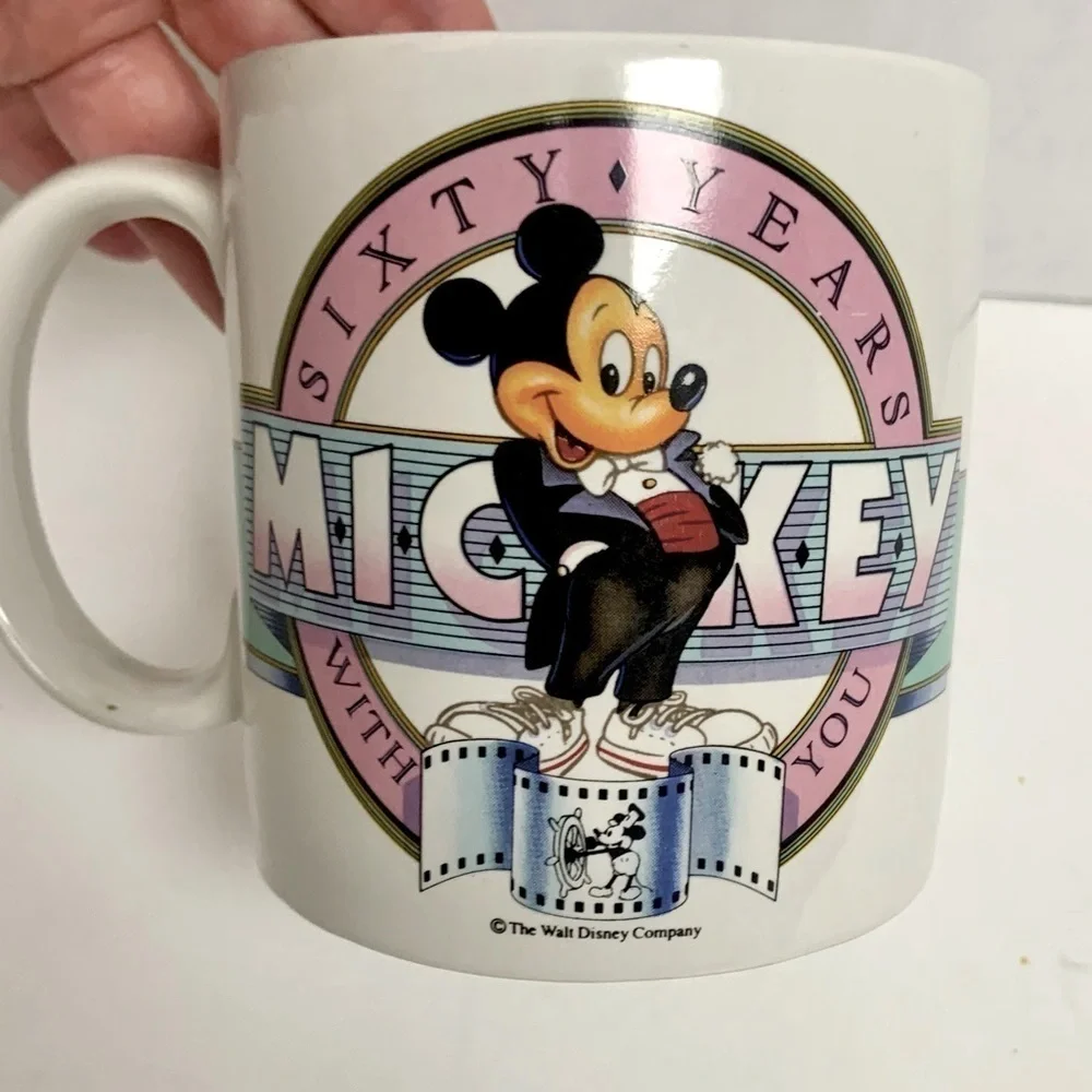 🌺VINTAGE 1988 DISNEY MICKEY MOUSE “60 YEARS WITH YOU” ANNIVERSARY LARGE MUG EUC - Picture 12 of 12